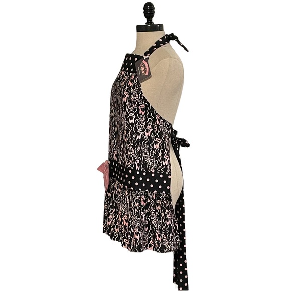 Diane’s Designs Handmade, One of a Kind Apron In Black And Pink - One Size - NWT - Picture 3 of 6